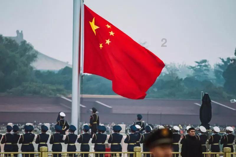 银行卡状态异常说要携带本人身份证去柜台开展身份核实？游戏画面